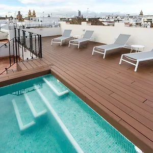 Lanza Seville